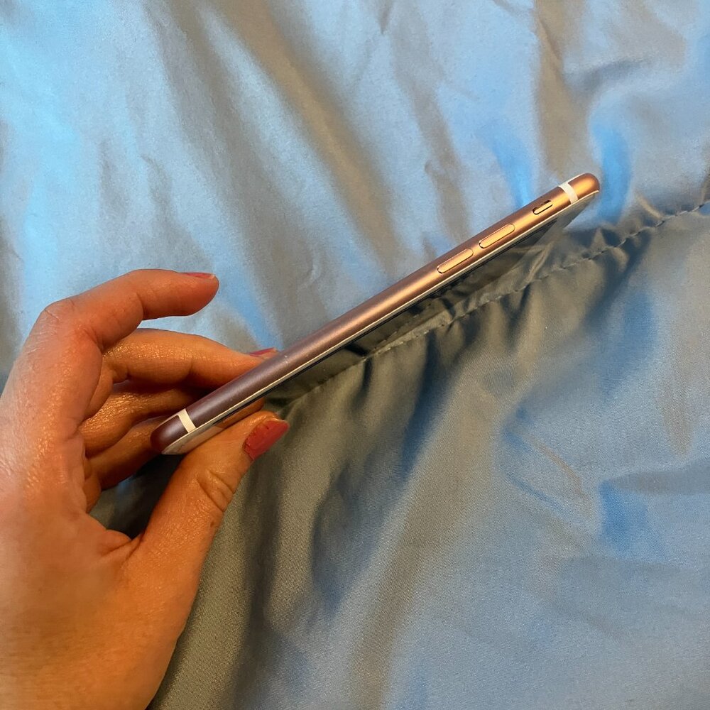 iPhone 7 Rose Gold (For Parts) – iCloud Removed – Model A1660 - Picture 5 of 7